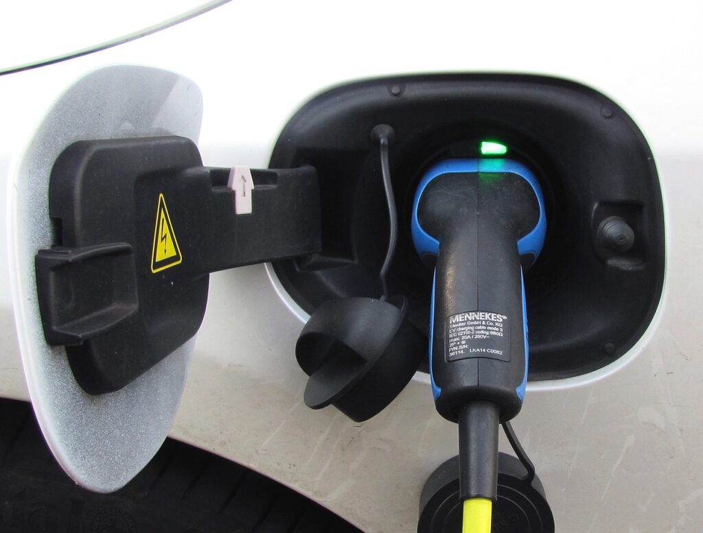 Plug-in hibrid autó regisztrációs adó (regadó)